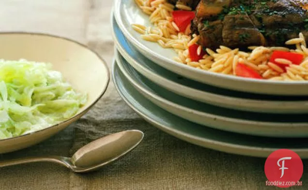 Orégano grelhado-costeletas de Cordeiro De Limão Com Orzo