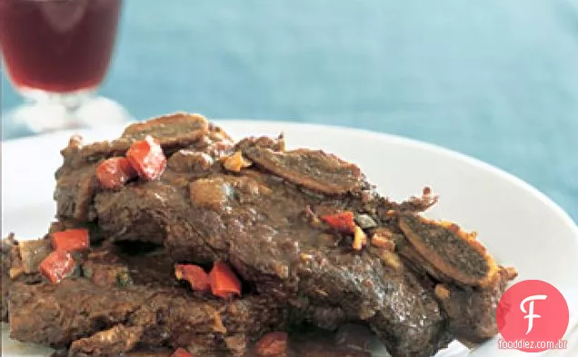 Costelas curtas refogadas com café com Ancho Chile