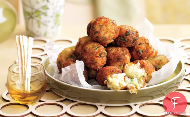 Bolinhos De Bacalhau