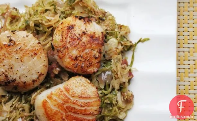 Vieiras grelhadas com Pancetta e couves de Bruxelas