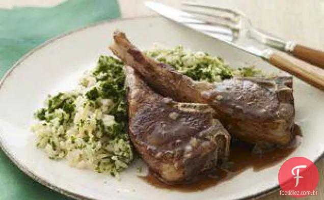 Costeletas De Cordeiro Com Espinafre Arroz Pilaf