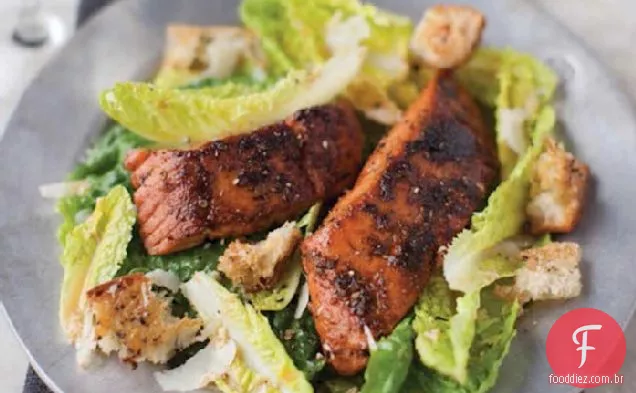 Salada Caesar Com Receita De Salmão Enegrecido