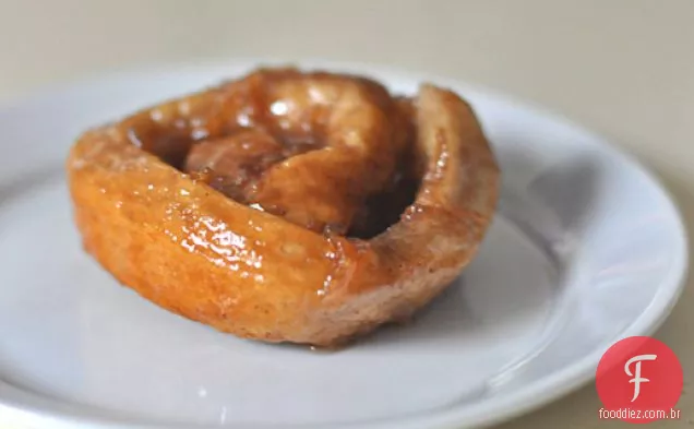 Pãezinhos Pegajosos De Maçã Caramelo Fácil
