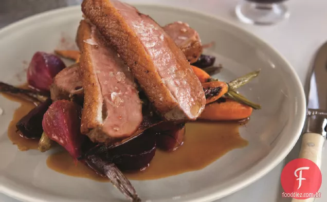 Peito De Pato Temperado Siciliano Com Receita De Laranja Preservada