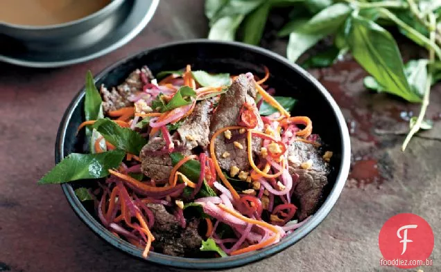 Receita De Salada De Carne E Couve-Rábano Tamarindo