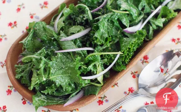 Salada De Verduras Amargas Com Molho De Gergelim