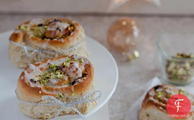 Cranberry Orange Maçapão Stollen Buns