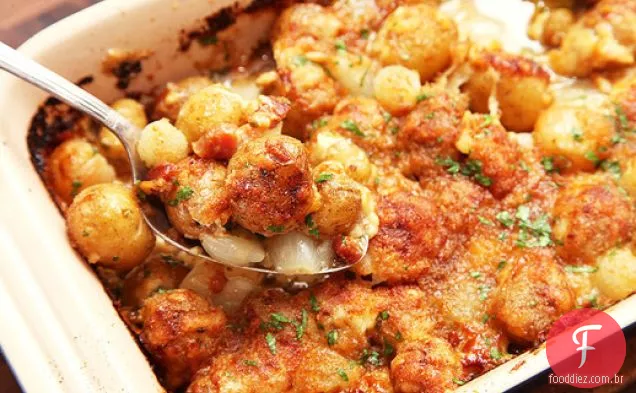 Cebola de queijo e gratinado de batata