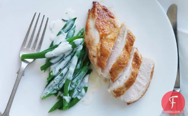 Frango de Graham Elliot com feijão verde em leitelho-receita de molho de estragão