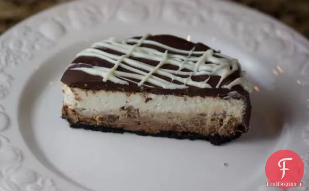 Cheesecake De Quatro Polegadas — Camada Tripla Envidraçada Com Chocolate