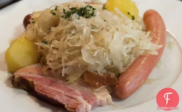 Receita de Choucroute Garnie de John Besh