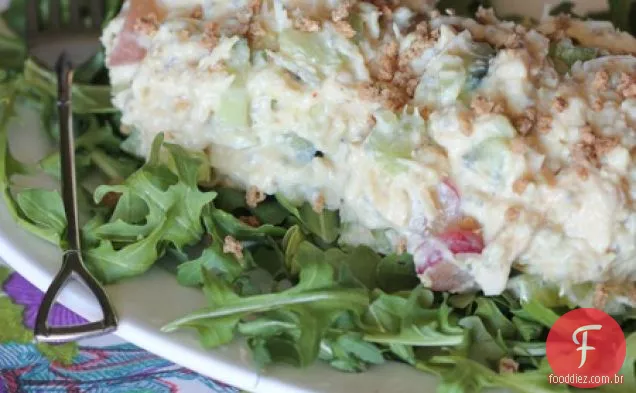 SALADA DE FRANGO COM IOGURTE GREGO MAGRO