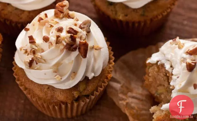 Cupcakes de abobrinha com cobertura de Creme De Manteiga picante