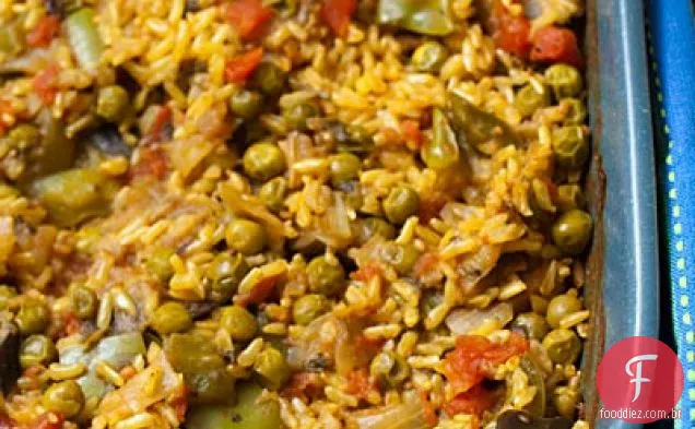 Arroz cominho com berinjela e ervilhas