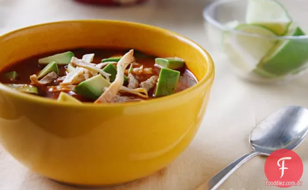 Sopa de Tortilla com feijão Pinto