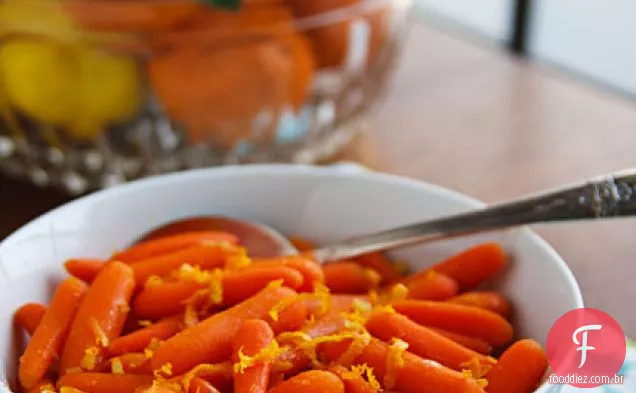 Cenouras Vitrificadas Gengibre-Laranja
