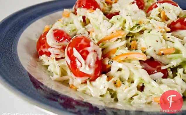 Cremoso Herbed Salada De Repolho