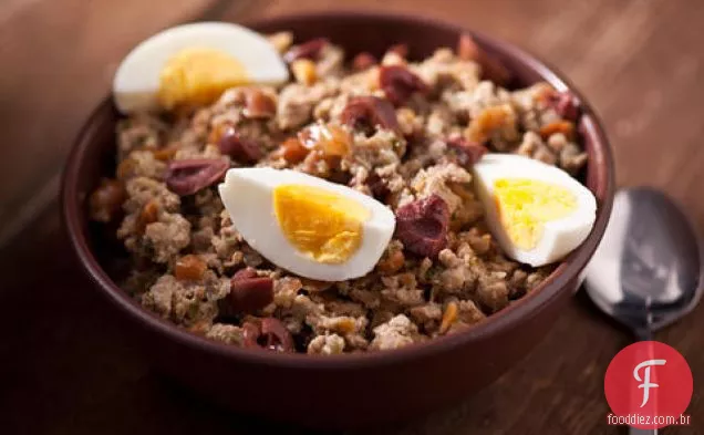 Chili de frango peruano com amendoim