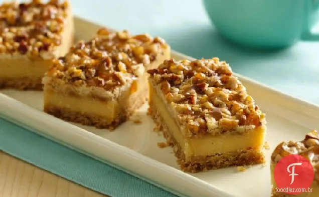 Praline Crumb Caramel Cheesecake Bars