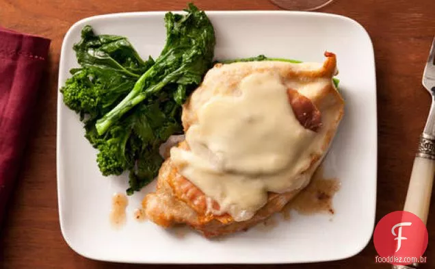 Pollo alla Valdostana (frango com queijo Prosciutto e Fontina)