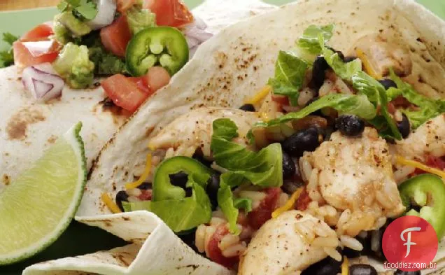 Frango Rápido E Burritos De Feijão Preto
