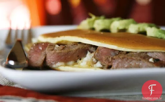 Bife e queijo azul pequeno-almoço Tacos