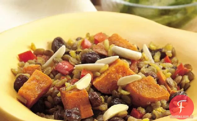 Caçarola de lentilha e arroz integral com Curry