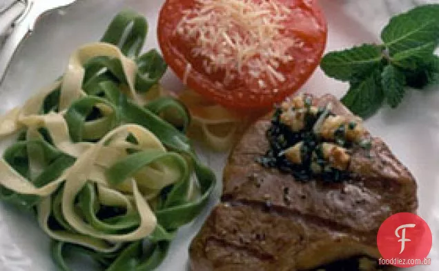 Costeletas De Cordeiro Com Pesto De Hortelã