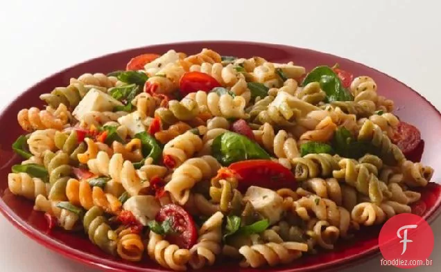 Salada De Massa De Tomate Estilo Toscano