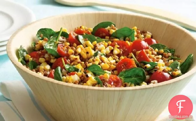 Baga de trigo, milho grelhado e Salada De Espinafre