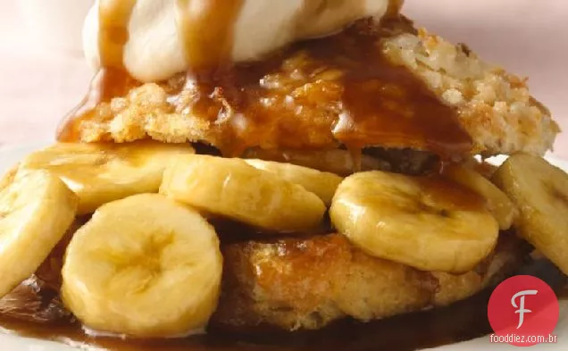 Bananas Foster Biscoito Shortcakes