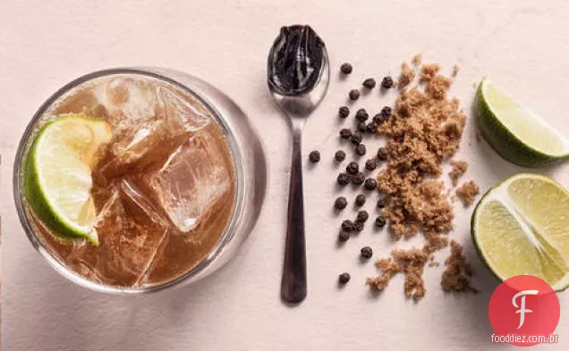 Tamarindo Caipirinha