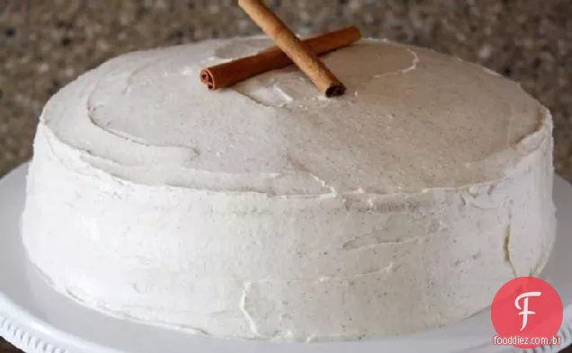 Bolo Snickerdoodle com cobertura de queijo creme de canela