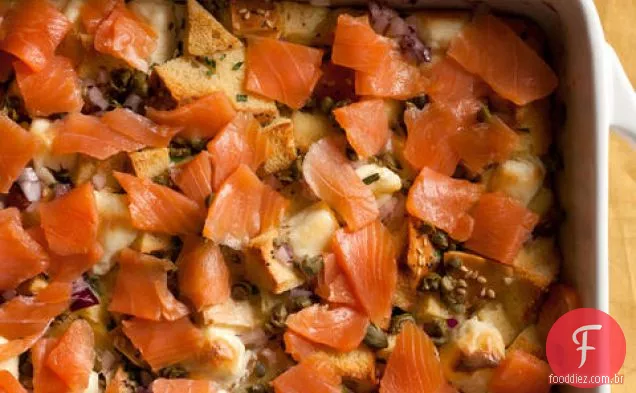 Caçarola de salmão defumado e Bagel