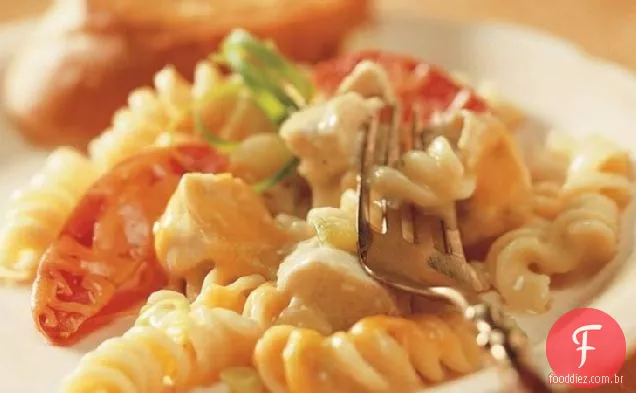 Caçarola de frango com queijo e Rotini