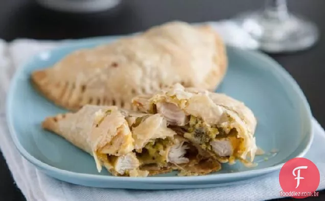 Bolsões De Torta De Queijo De Frango Com Brócolis