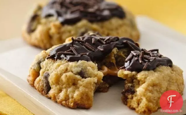Biscoitos Recheados Com Chocolate E Caramelo