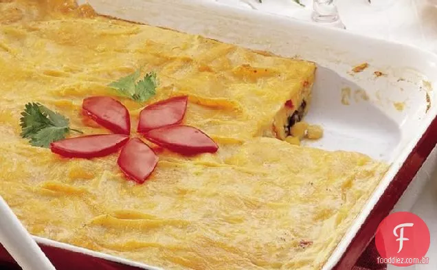 Feijão preto e milho Enchilada ovo assar