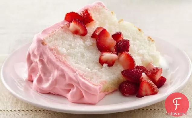Bolo Do Anjo Do Creme Da Morango