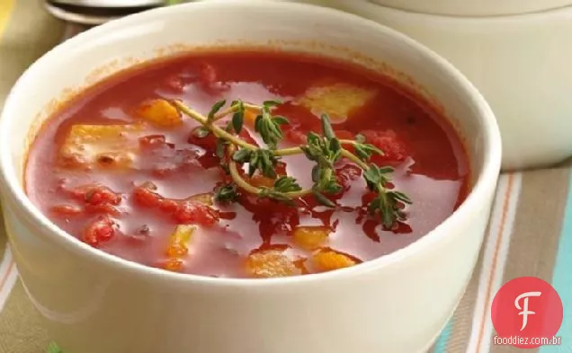 Sopa de tomate e pimenta doce assada