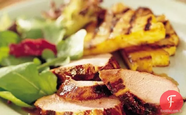 Lombo de porco teriyaki grelhado e abacaxi