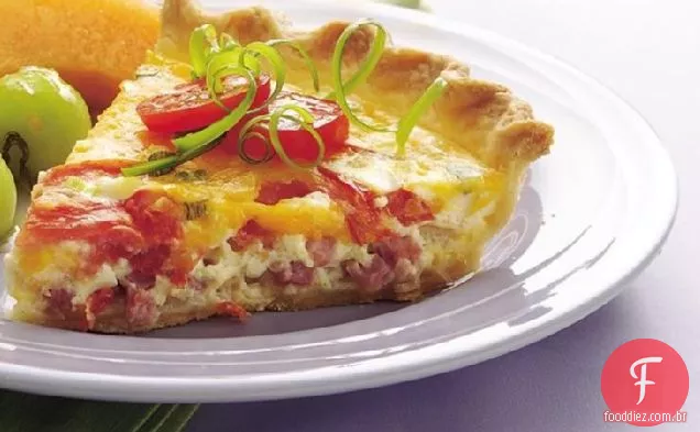 Quiche de presunto e tomate