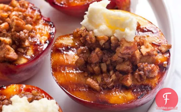 Crumble De Nectarina Grelhada