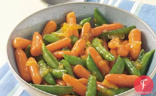 Cenouras com vidros alaranjados e ervilhas com pressão de açúcar