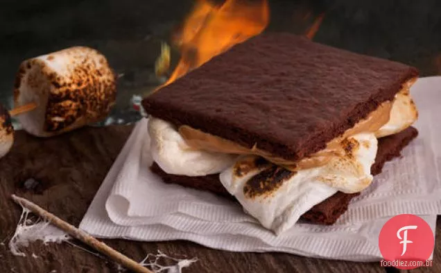 Chocolate Caseiro Graham Cracker s'mores