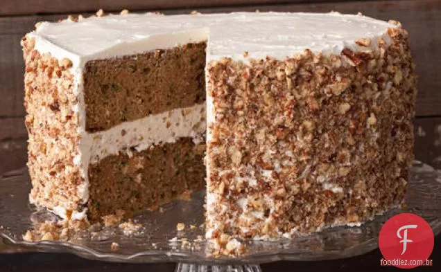 Bolo de camada de abobrinha com cobertura de Creme De Manteiga picante