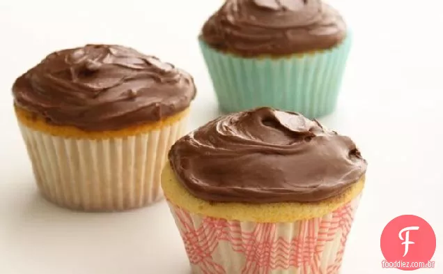 Cupcakes Foscos De Chocolate Saudáveis