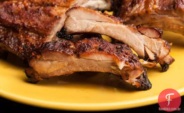 Vinagre e especiarias costelas assadas no forno