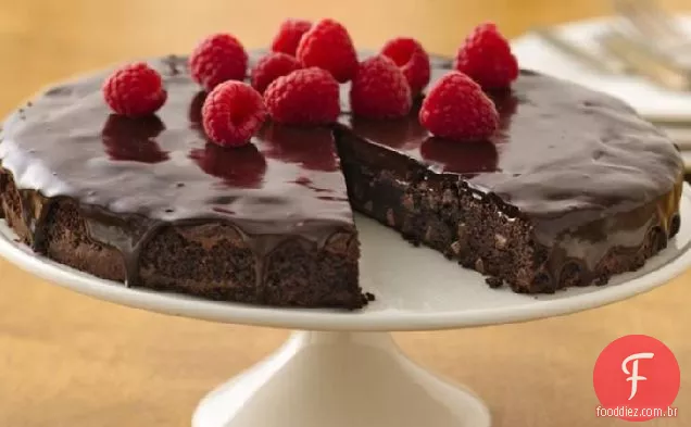 Brownie Ganache Torte sem glúten com framboesas
