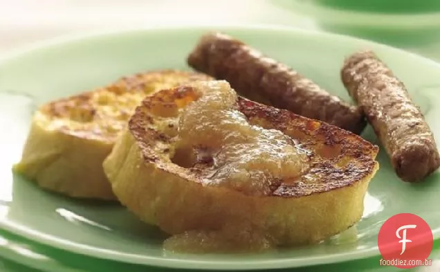 Torrada francesa com compota de maçã com gengibre
